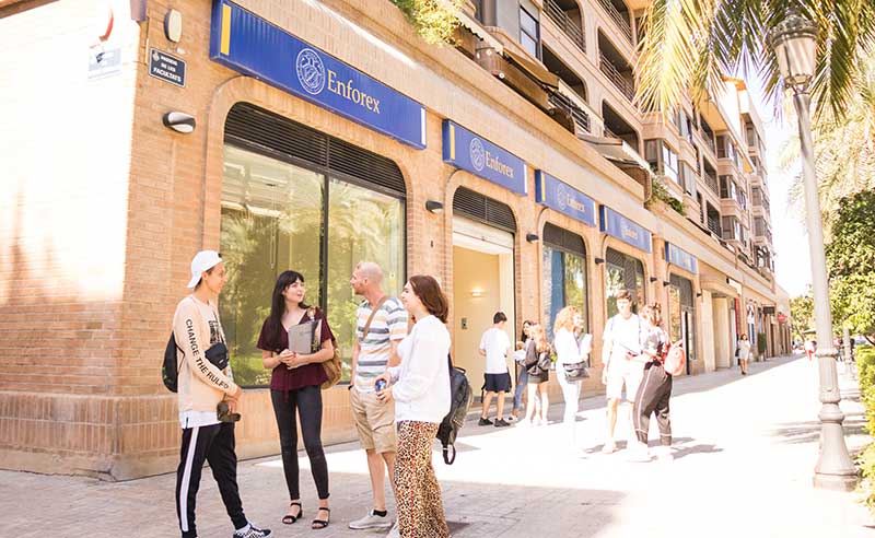 Schulgebäude der Sprachschule Enforex in Valencia